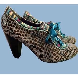 Anthropologie Poetic License Statement Lace Up Heels Size 38 Whimsy Art to Wear